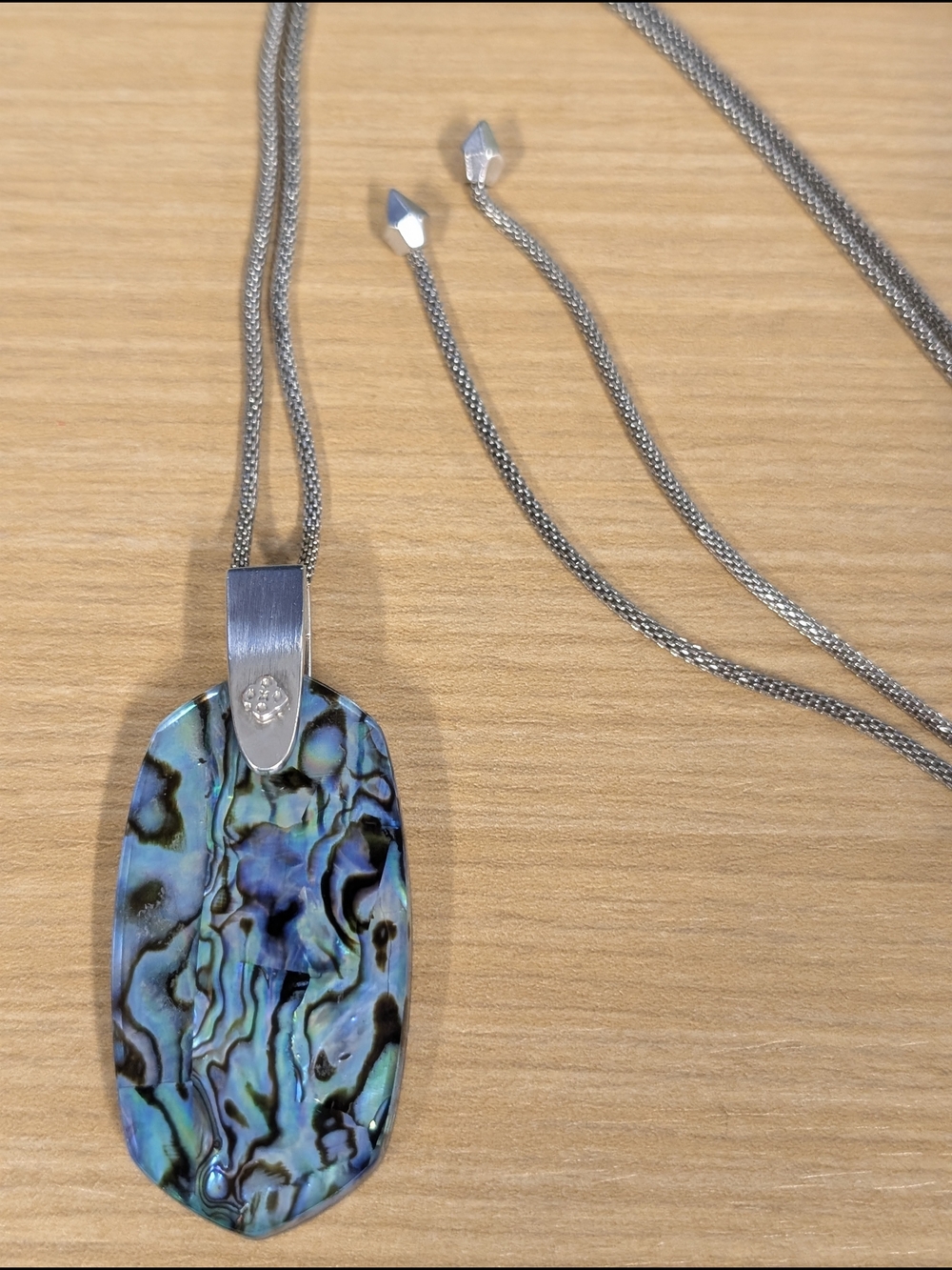 Kendra Scott Inez Long Pendant Necklace - Silver Abalone Shell